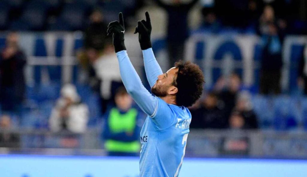 Felipe Anderson esulta dopo il gol della Lazio contro il Bologna in Coppa Italia