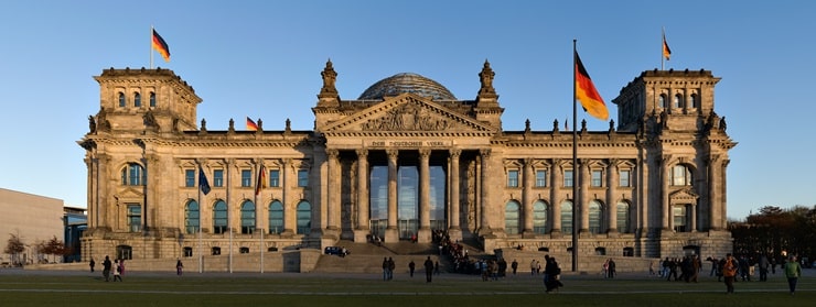 Palazzo del Reichstag, sede del Bundestag a Berlino. Nucleare