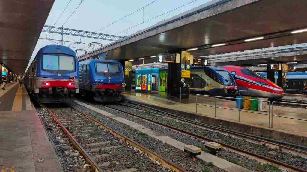 Stazione Termini, treni