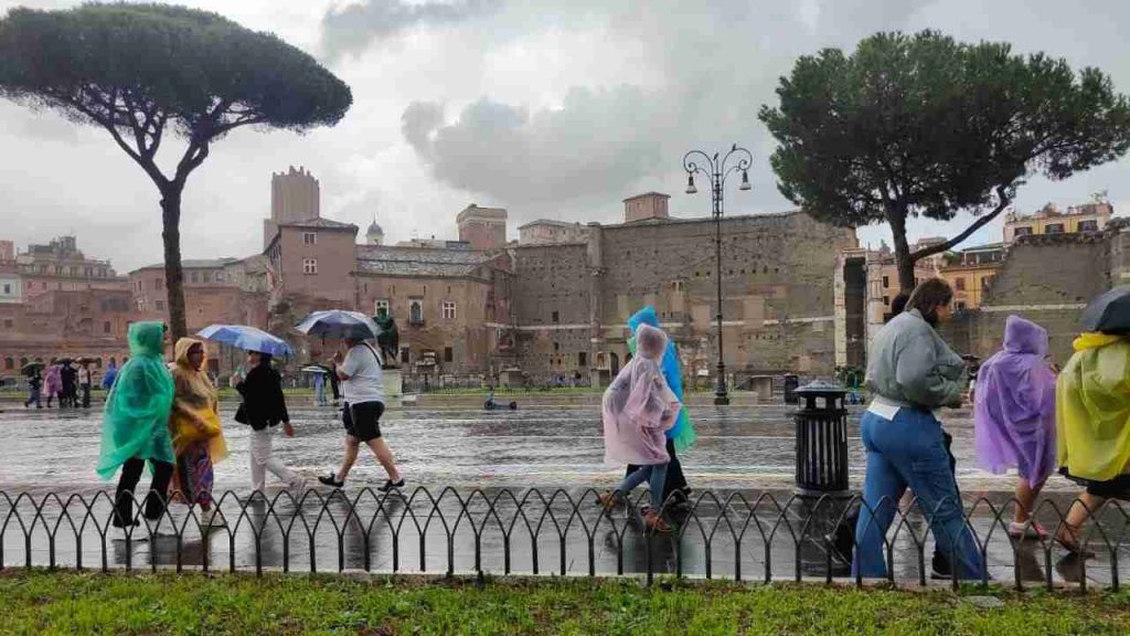 Roma, Fori Imperiali, pioggia