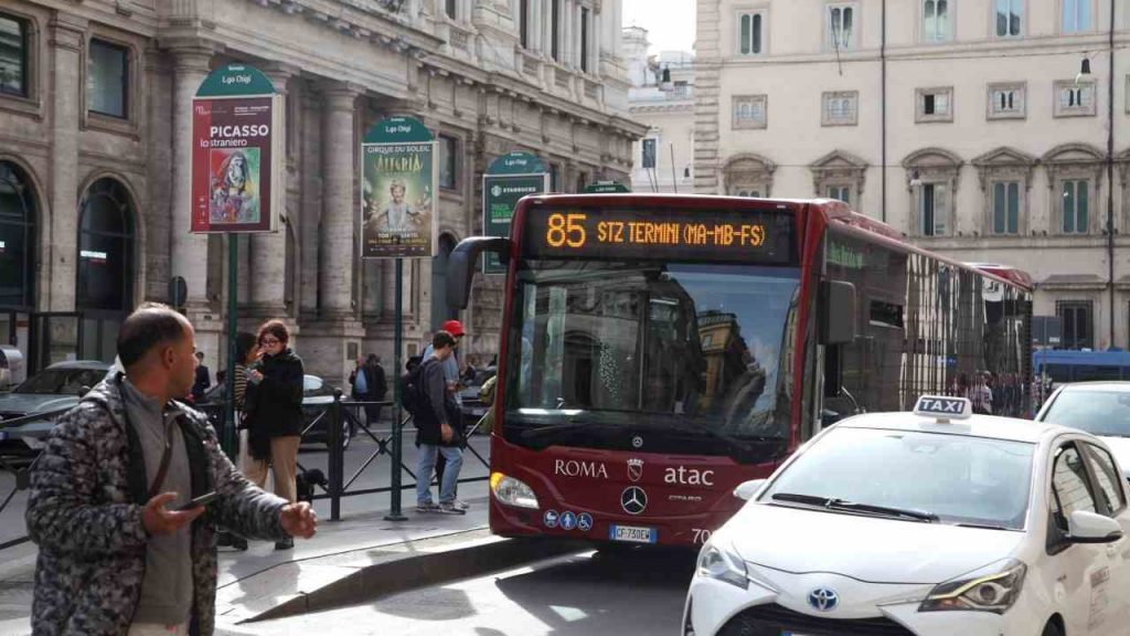 Autobus Atac, taxi